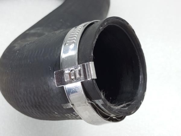 Tubo do intercooler PEUGEOT 308 SW II Imagem-2