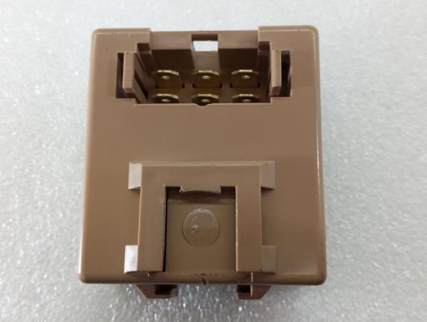 Bouton / interrupteur électromécanique  MITSUBISHI Canter (FB7, FB8, FE7, FE8) VII