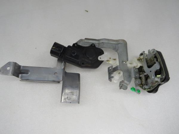 Serrure Avant Droite MITSUBISHI Canter (FB7, FB8, FE7, FE8) VII