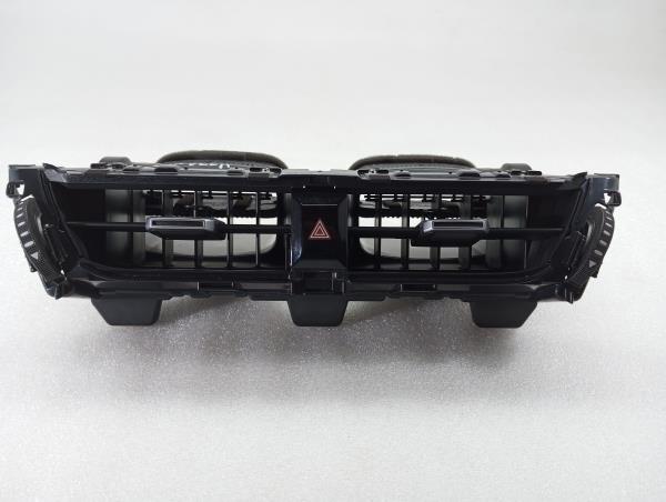 Difusor / saída de ar TOYOTA Corolla Touring Sports (_E21_)