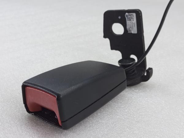 Right front seatbelt pretensioner OPEL Corsa E Imagem-2