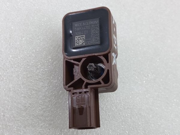 Sensor de impacto OPEL Corsa E Imagem-3