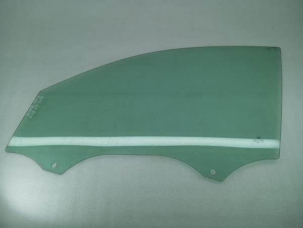 Left front door glass AUDI Q3 (8U)