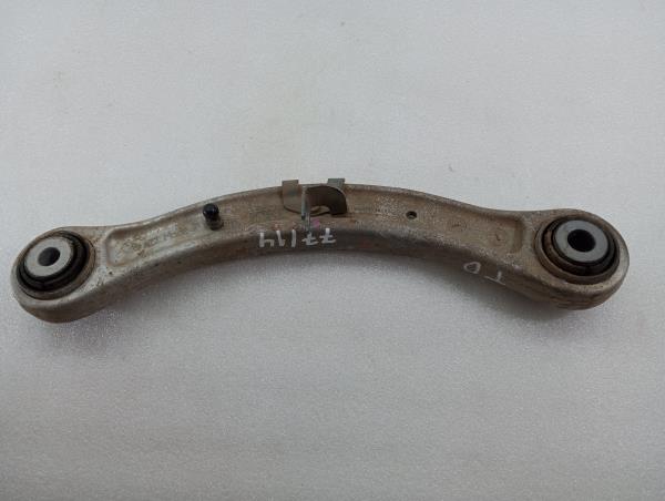 Braccio di sospensione posteriore destro PORSCHE Cayenne (9PA)