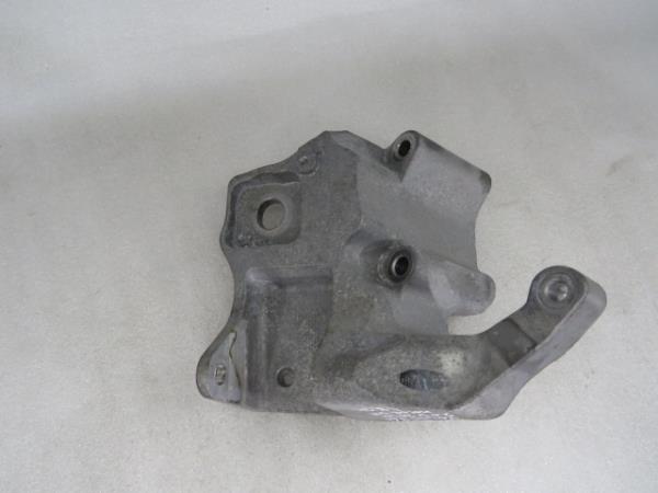 Apoio do motor VOLVO V60 I (155)