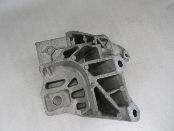 Apoio do motor VOLVO V60 I (155) Imagem-2