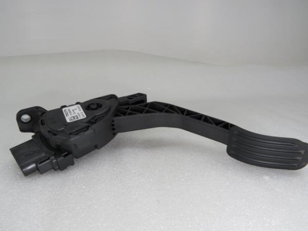 Accelerator Pedal VOLVO V60 I (155) Imagem-0