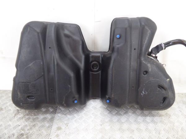 Réservoir de carburant VOLVO V60 I (155) Imagem-6