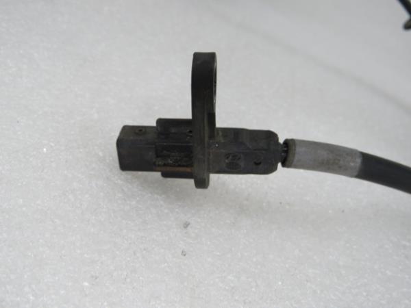 Sensore ABS anteriore destro KIA Ceed Sportswagon (JD) Imagem-1