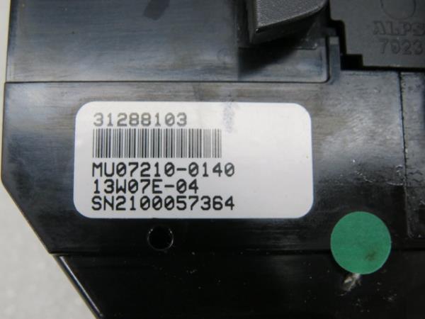 Radio / Autoradio VOLVO V40 Hatchback Imagem-5