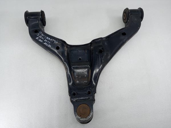 Braço de suspensão frente direito VOLKSWAGEN Crafter (2E)