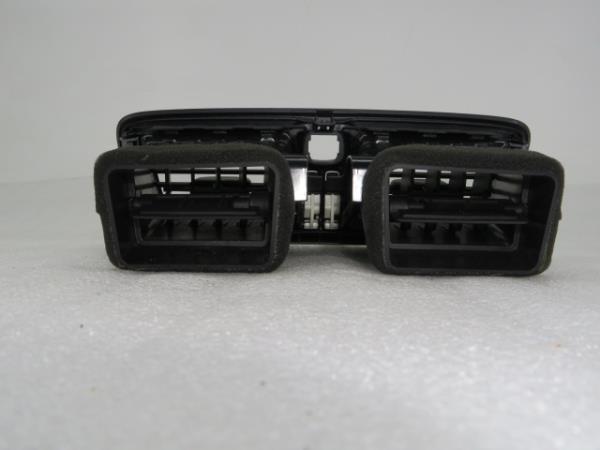 Difusor / saída de ar VOLVO V40 Hatchback Imagem-1
