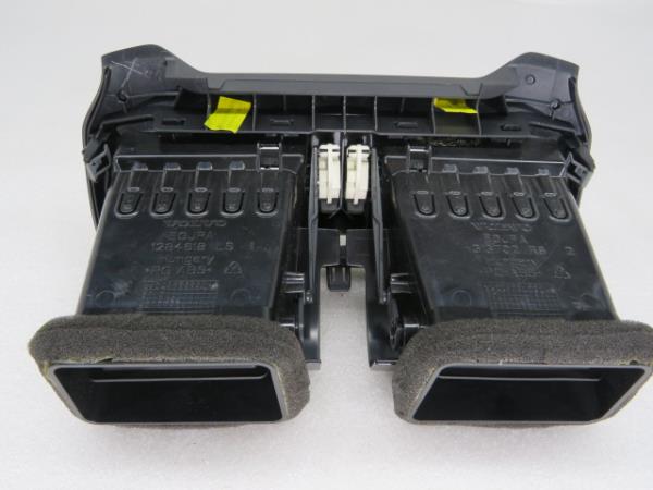 Difusor / saída de ar VOLVO V40 Hatchback Imagem-4
