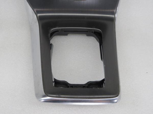 Friso tablier VOLVO V40 Hatchback Imagem-3