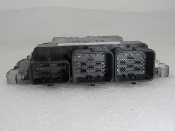 Centralina motor / ECU VOLVO V40 Hatchback Imagem-1