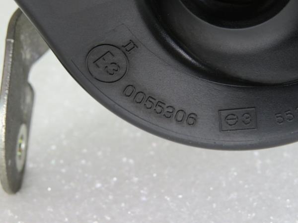 Horn VOLVO V40 Hatchback Imagem-7