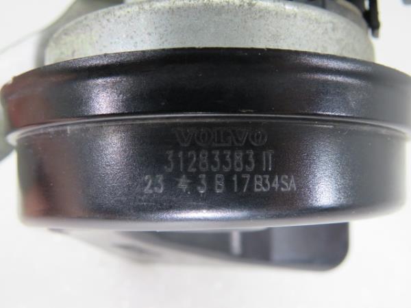 Horn VOLVO V40 Hatchback Imagem-4