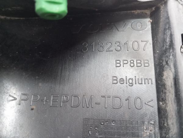 Rear Bumper VOLVO V40 Hatchback Imagem-8