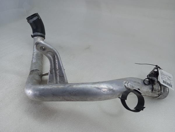 Tubo do intercooler VOLVO V40 Hatchback Imagem-1