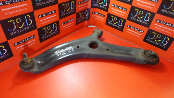 Bras de suspension Avant gauche HYUNDAI ix20 (JC)