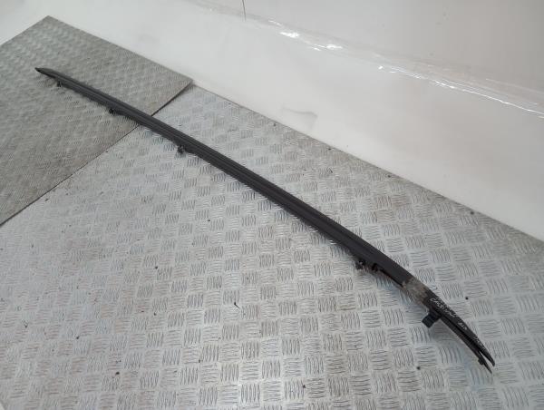 Roof Bars OPEL Astra H Caravan (L35) Imagem-1