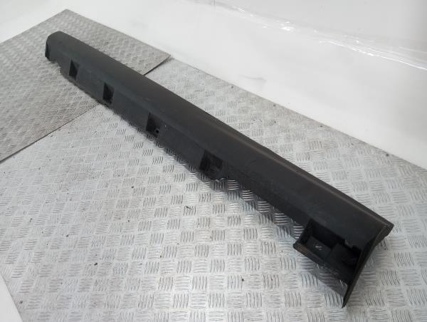 Minigonna sinistro FORD Focus III Imagem-1