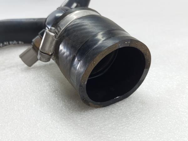 Tubo do intercooler TOYOTA Auris Touring Sports (_E18_) Imagem-3
