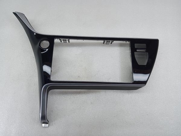 Dashboard trim TOYOTA Auris Touring Sports (_E18_)