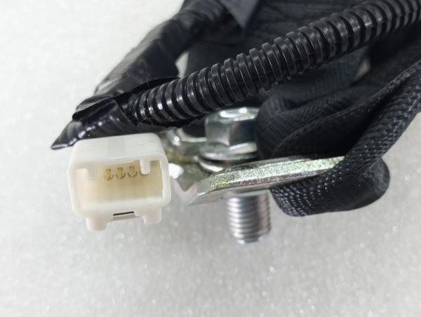 Left rear seatbelt pretensioner TOYOTA Auris Touring Sports (_E18_) Imagem-2