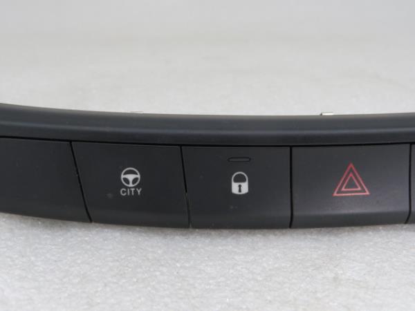 Botón / interruptor electromecánico FIAT Tipo Wagon (358_) Imagem-2