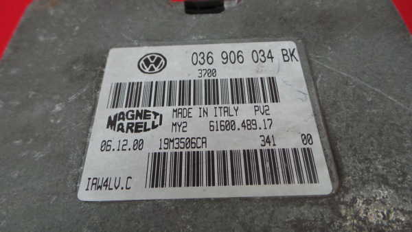 Centralina motor / ECU SKODA Fabia I Hatchback (6Y2) Imagem-2