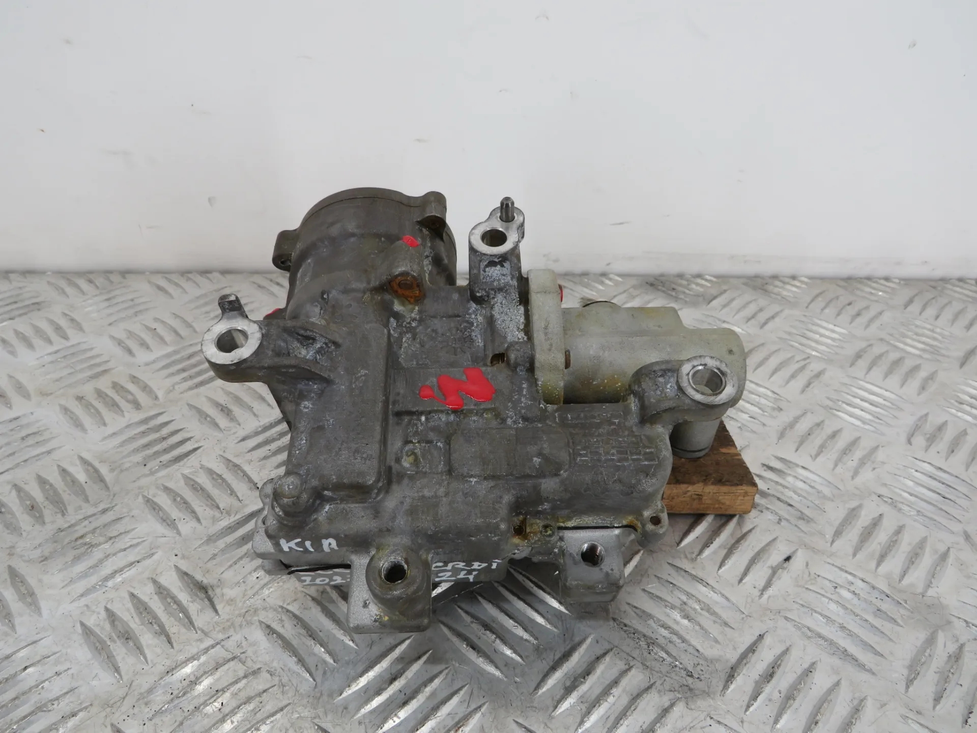 Pompa della frizione KIA Ceed Sportswagon (CD) Imagem-1