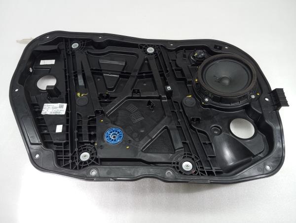 Alzavetro anteriore sinistro KIA Ceed Sportswagon (CD)