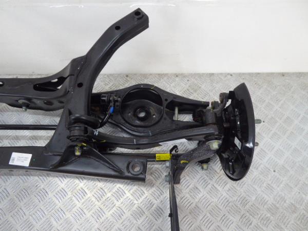 Assale posteriore a tamburo KIA Ceed Sportswagon (CD) Imagem-3