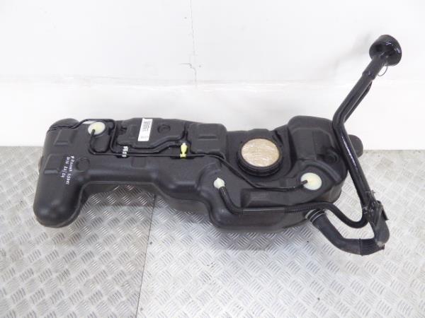 Depósito combustível NISSAN Pulsar Hatchback (C13)