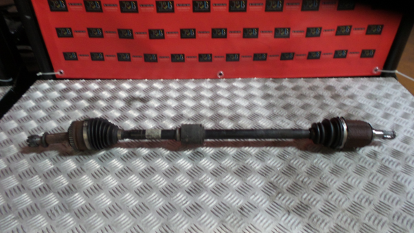 Semiasse anteriore destro KIA Ceed SW (ED)