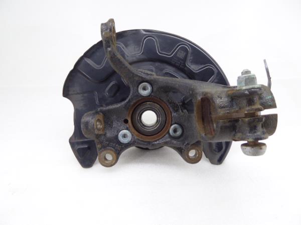 Left front steering knuckle VOLKSWAGEN Golf VII Variant (BA5, BV5)