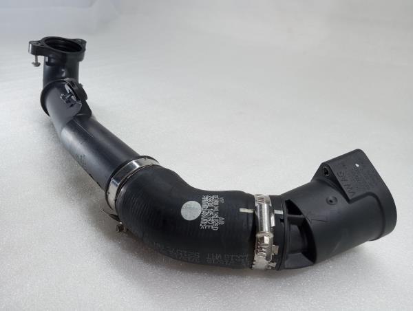Tubo do intercooler VOLKSWAGEN Golf VII Variant (BA5, BV5) Imagem-1