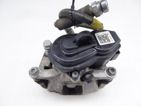 Pinça travão / maxila de travão trás esquerda AUDI A6 (4A2, C8)