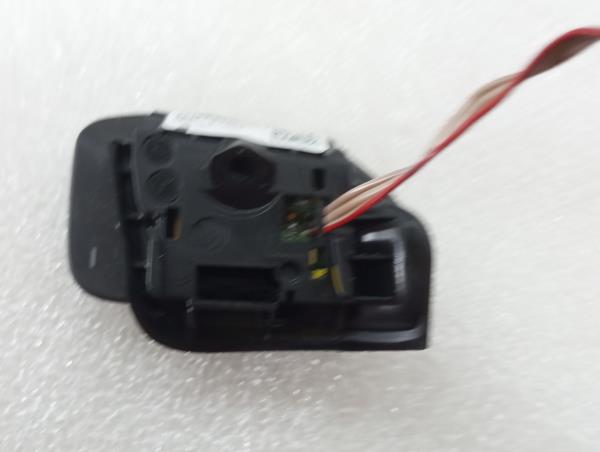 Botão / interruptor electromecânico / relé SKODA Kodiaq (NS7) Imagem-3