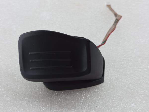 Botão / interruptor electromecânico / relé SKODA Kodiaq (NS7)