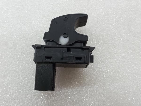 Comando / botão / interruptor vidros frente direito SKODA Kodiaq (NS7) Imagem-3