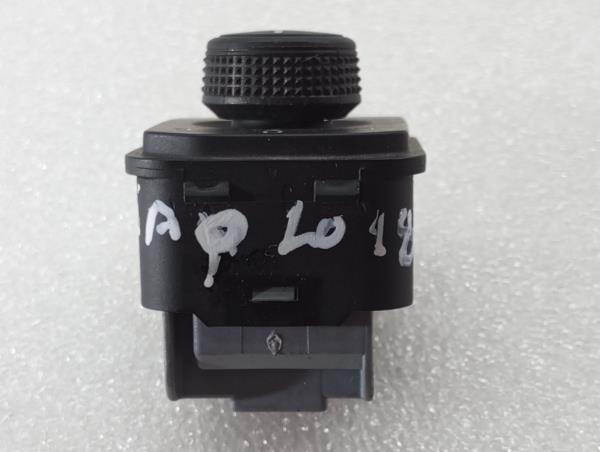 Botão / interruptor electromecânico / relé SKODA Kodiaq (NS7) Imagem-5