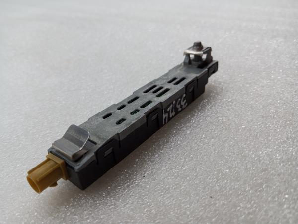 Botão / interruptor electromecânico / relé SKODA Kodiaq (NS7) Imagem-2