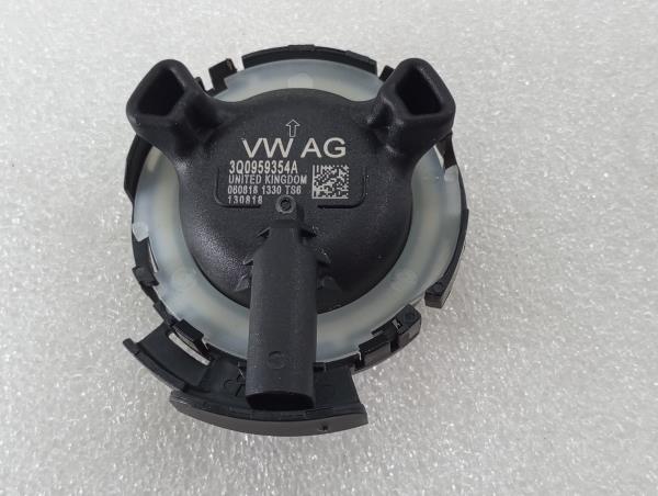 Botão / interruptor electromecânico / relé SKODA Kodiaq (NS7)