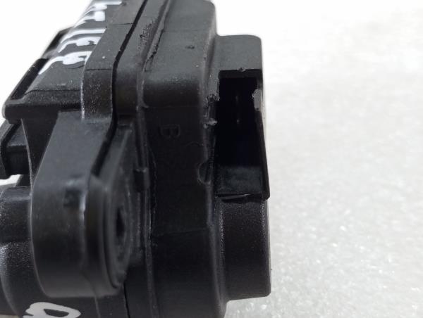 Botão / interruptor electromecânico / relé SKODA Kodiaq (NS7) Imagem-5