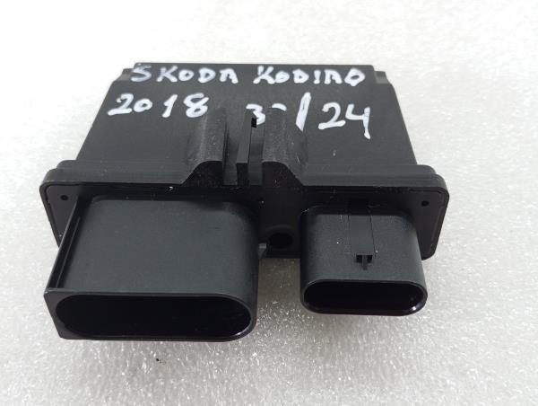 Botão / interruptor electromecânico / relé SKODA Kodiaq (NS7)