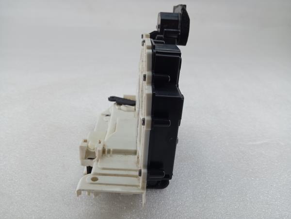 Front Right Door Lock AUDI A6 (4A2, C8) Imagem-3