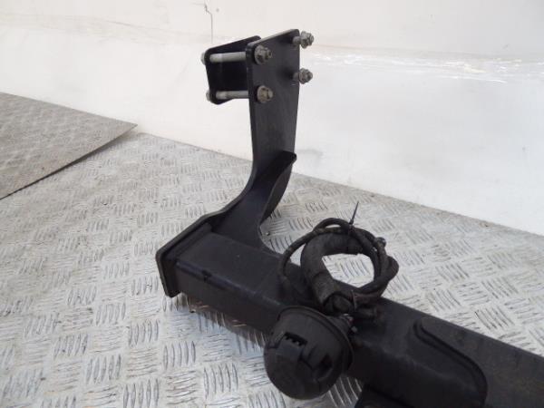 Tow hook MERCEDES-BENZ Sprinter 3,5-t (907, 910) Imagem-3