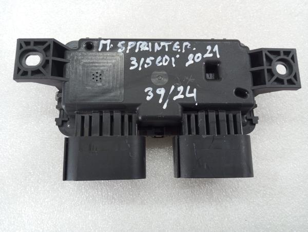 Generic Unit Module MERCEDES-BENZ Sprinter 3,5-t (907, 910) Imagem-4